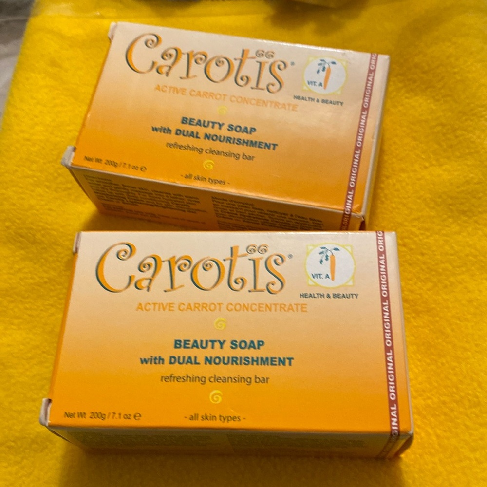 Beauty Soap With Dual Nourishment NWOT